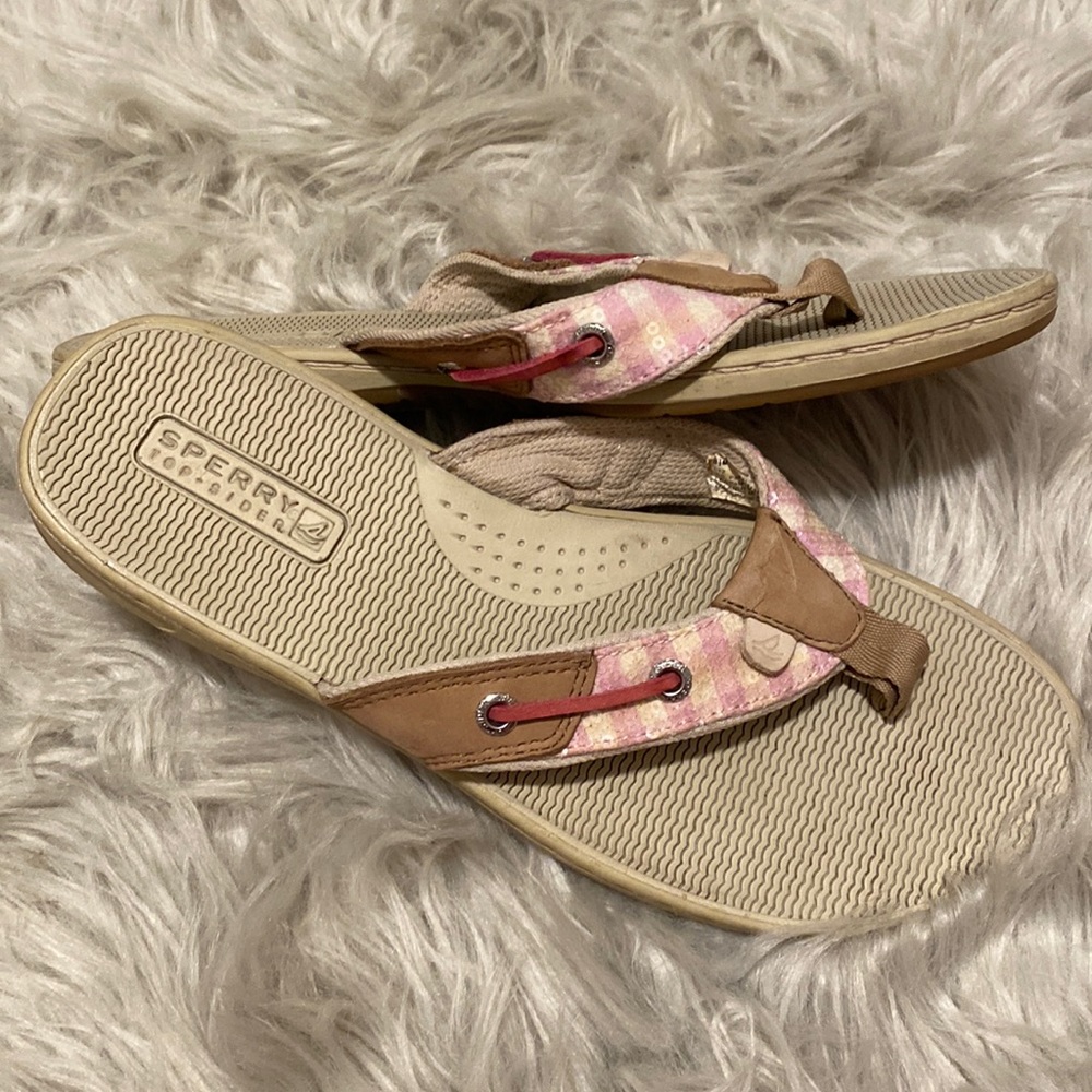 🔥 2/$25 Women’s leather Sperry top-sider flip flops